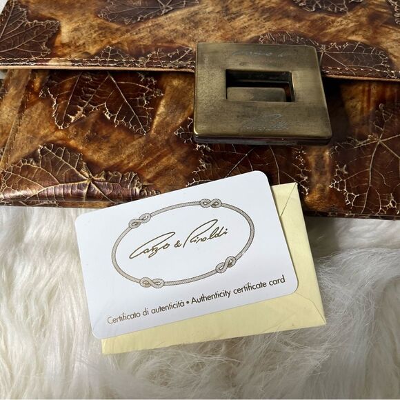 Cango and Ronaldo embossed leaf bag - Picture 8 of 12